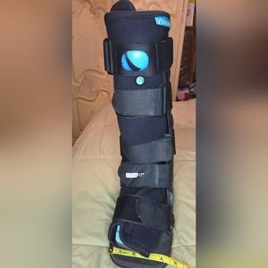 Ossur Formfit Walking Boot Medical Fracture Ankle Foot Brace